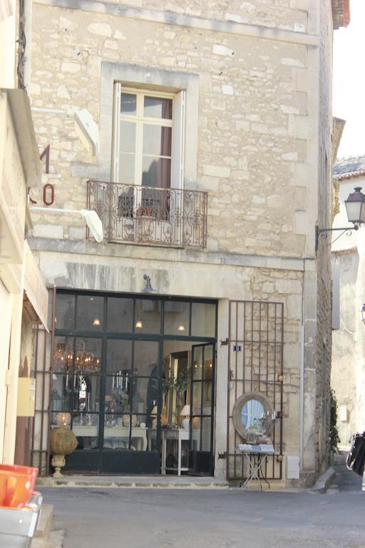 Апарт готель Mas De Valrugues Holifrance Сен-Ремі-де-Прованс Екстер'єр фото